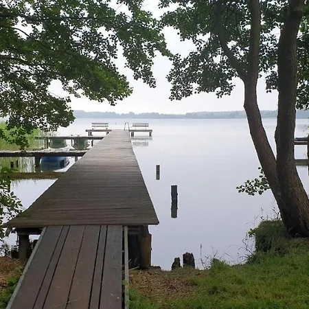 Und Lindner Am Krakower See, Seenaehe * Kuchelmiss