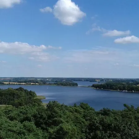 Lejlighed Kletterrose, Seenaehe, Mecklenburgische Seenplatte *