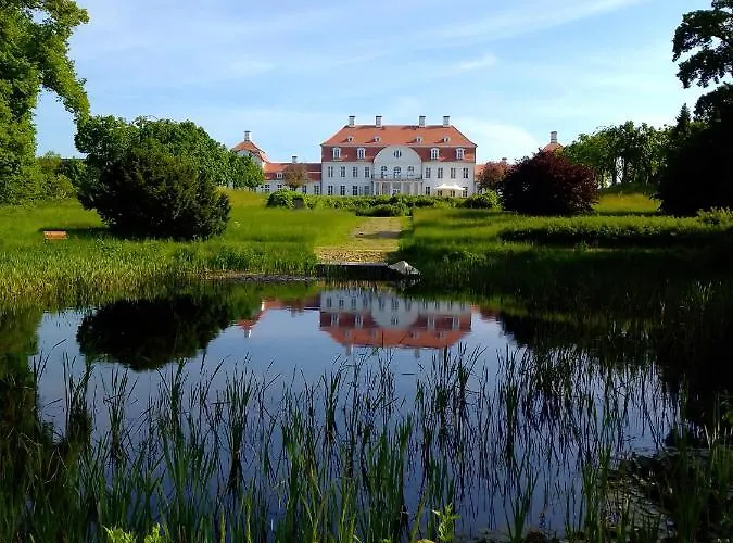 Apartamento Kletterrose, Seenaehe, Mecklenburgische Seenplatte