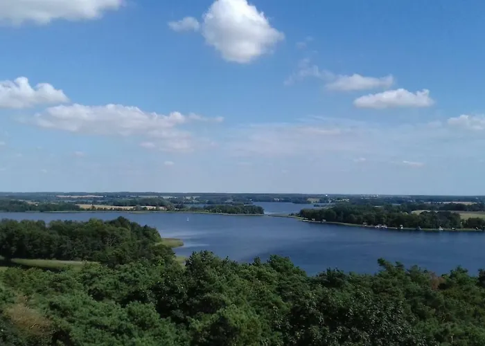 Apartamento Kletterrose, Seenaehe, Mecklenburgische Seenplatte *